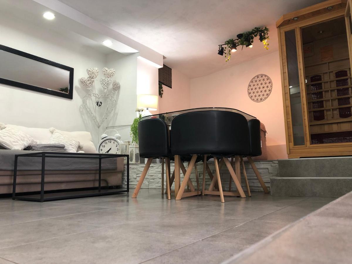 איקה Paradise Jacuzzi & Sauna מראה חיצוני תמונה